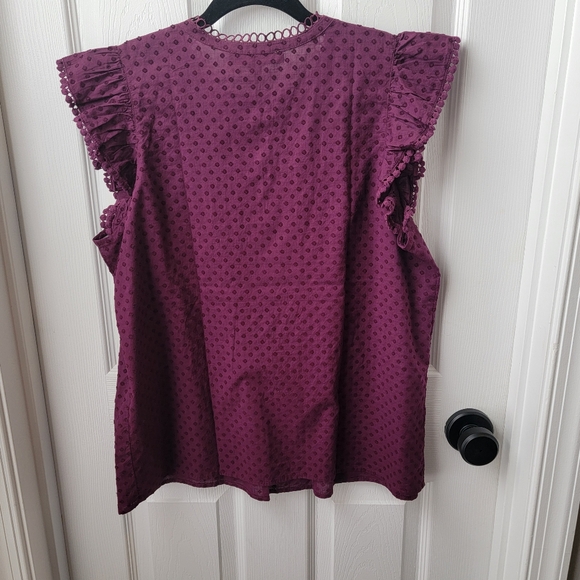 Sleeveless Ruffle Top - Picture 2 of 4